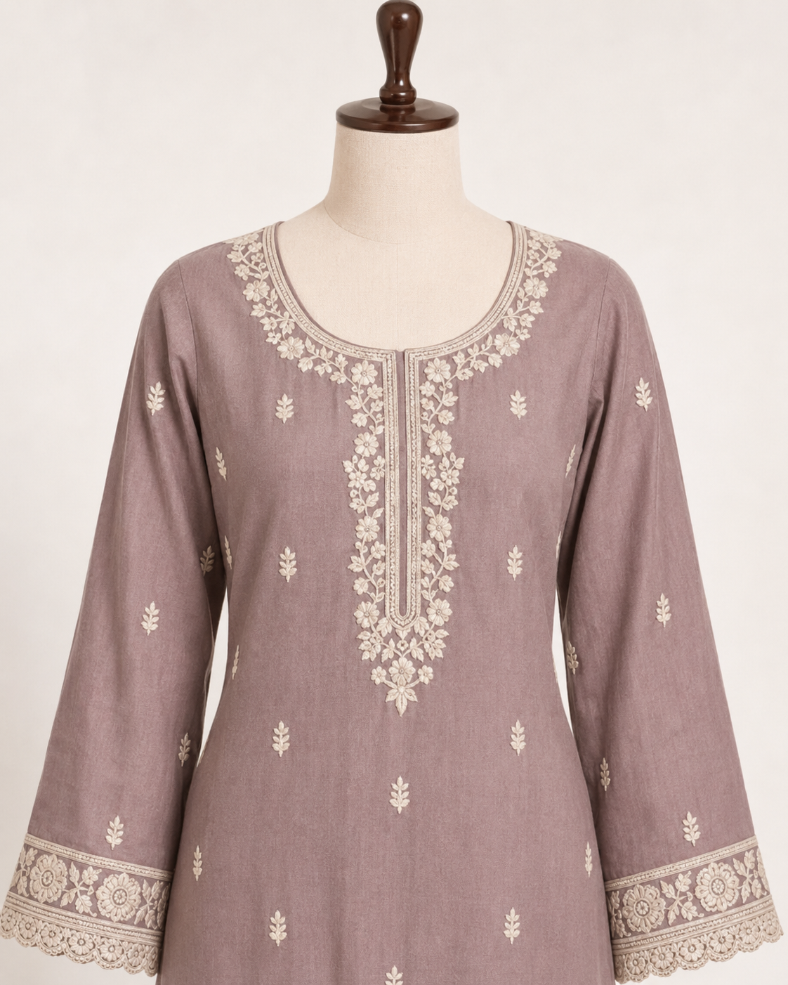 Mauve Embroidered Kurta Palazzo Set with Dupatta - Image 5