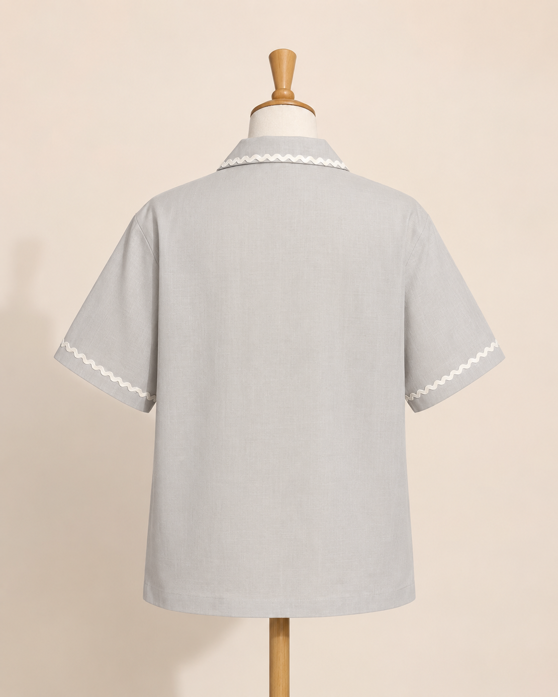 Elegant Light Grey Cotton Shirt - Image 2