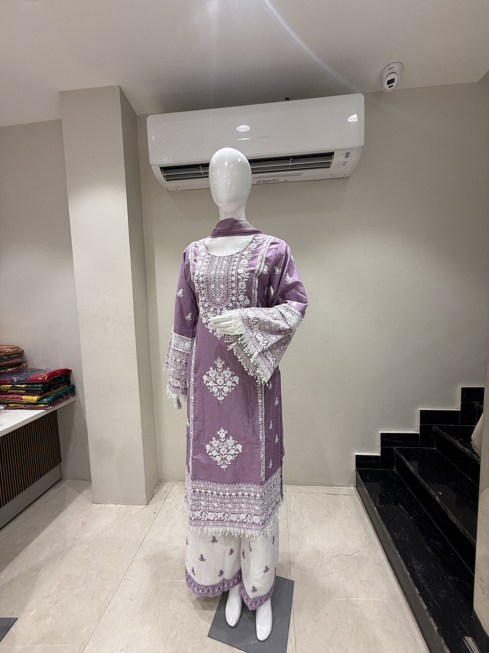 Women's Lavender Embroidered Kurta Palazzo Set with Chiffon Dupatta - Image 8
