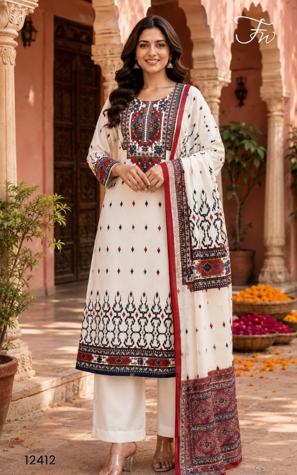 Cream Ethnic Printed Kurta Set with Dupatta - Image 4